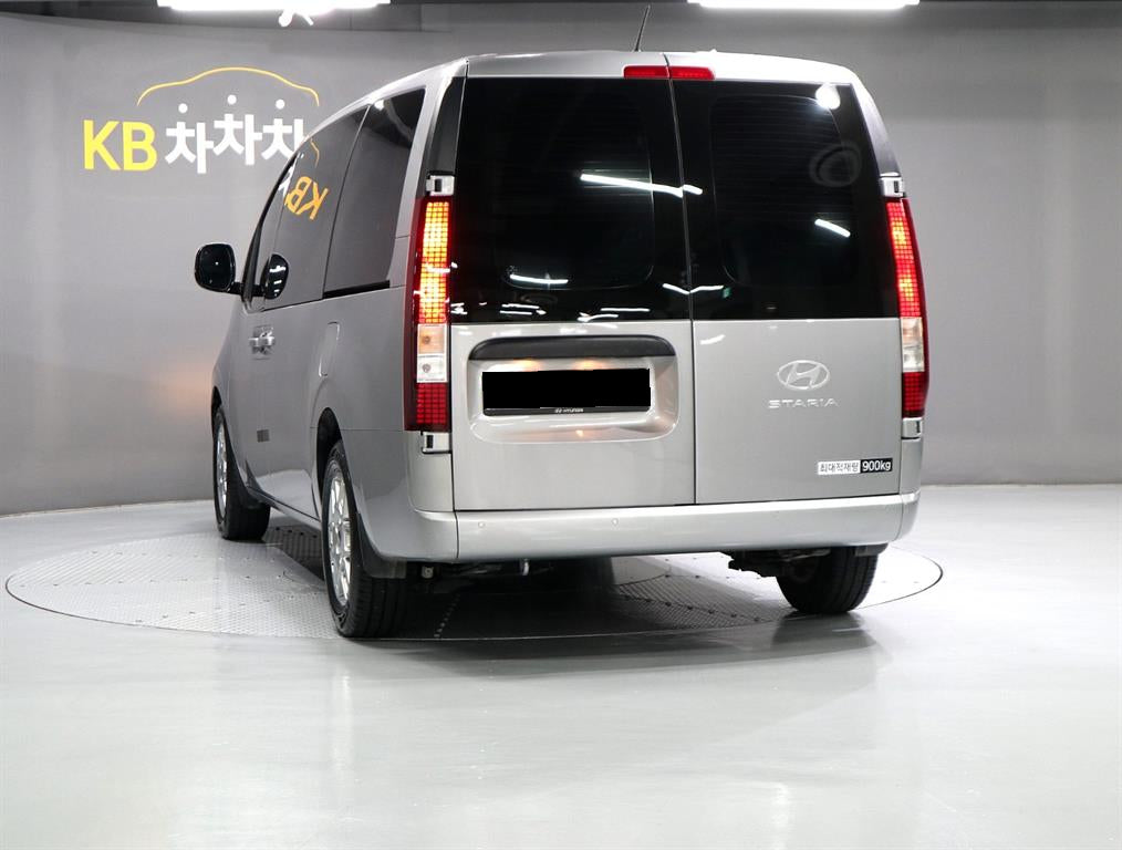 Hyundai Staria — photo 04
