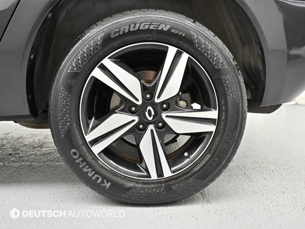 RENAULT QM5  — photo 05