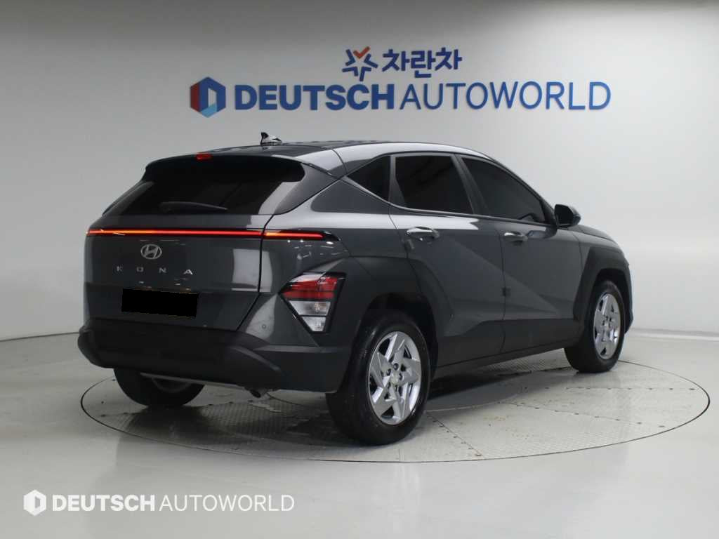 Hyundai Kona — photo 02