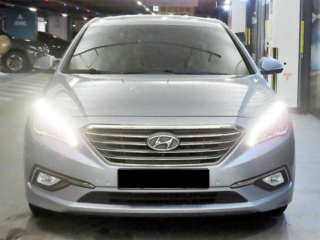 Hyundai Sonata — photo 02