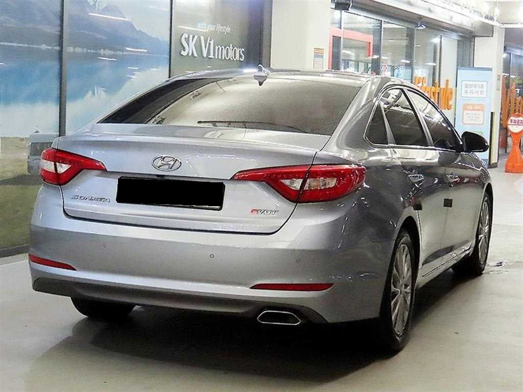 Hyundai Sonata — photo 04