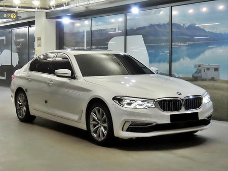 BMW 5-Series — photo 01