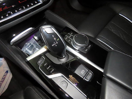 BMW 5-Series — photo 12