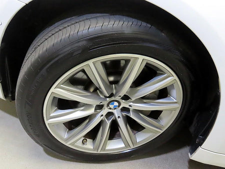 BMW 5-Series — photo 20