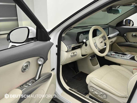 Genesis GV60 — photo 11
