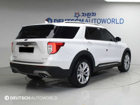 Ford Explorer — photo 03