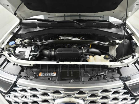 Ford Explorer — photo 07