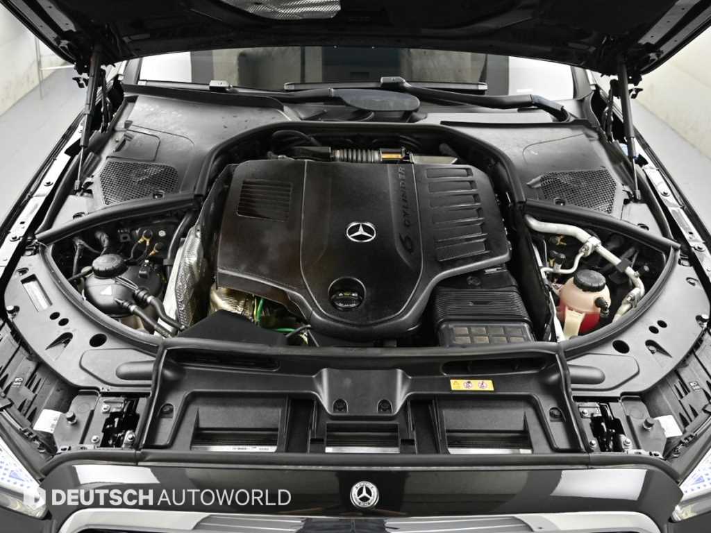 Mercedes-Benz S-Class — photo 06