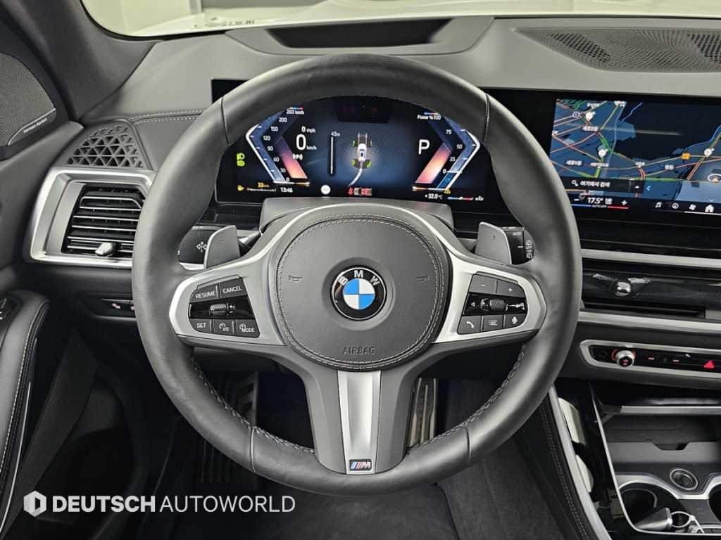 BMW X5 — photo 13