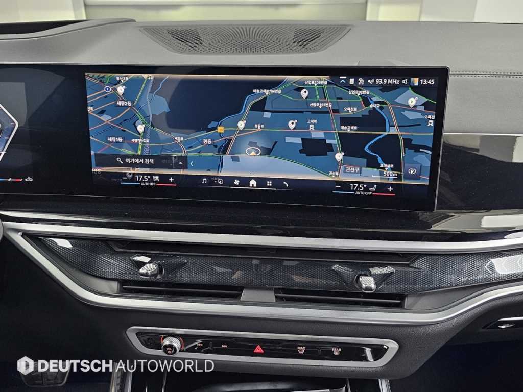 BMW X5 — photo 14