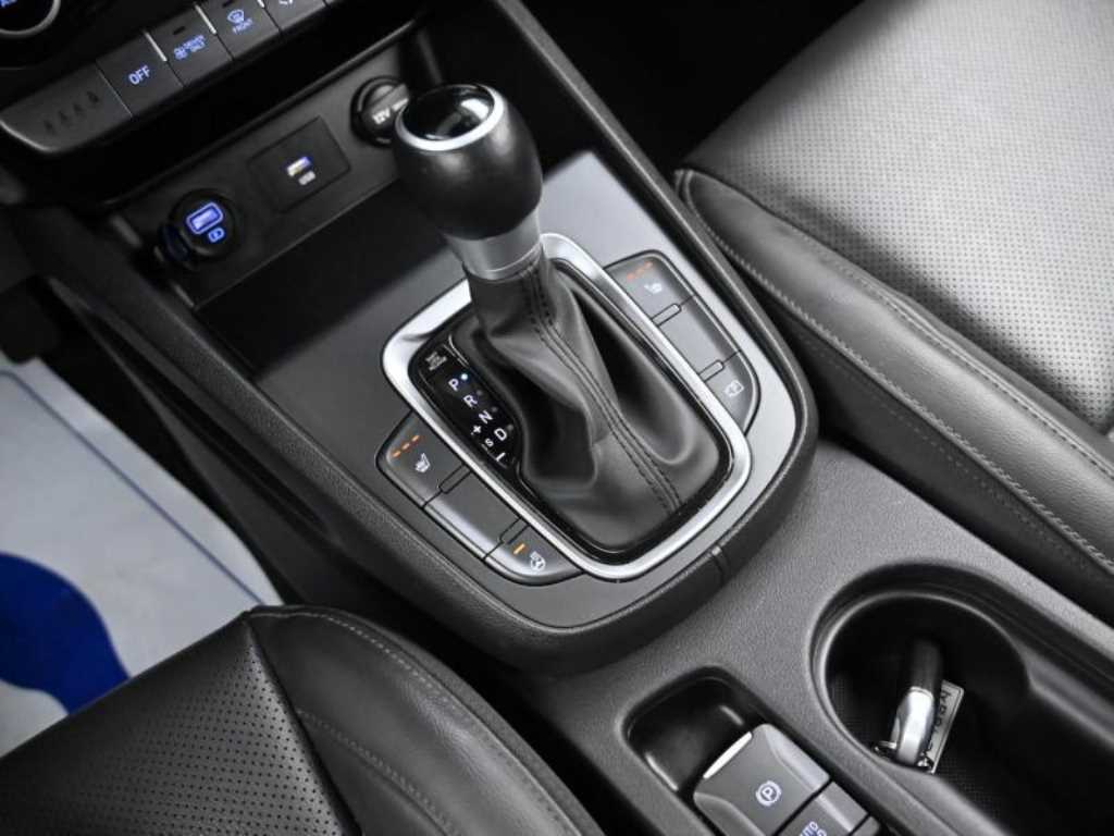 Hyundai Kona — photo 09
