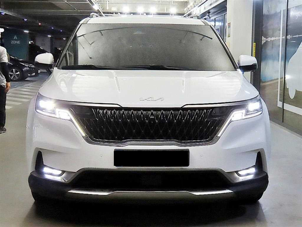 Kia Carnival — photo 02
