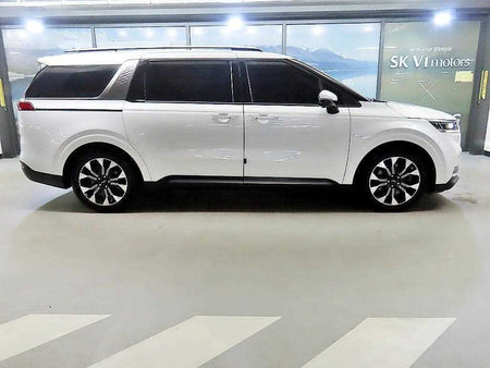 Kia Carnival — photo 03