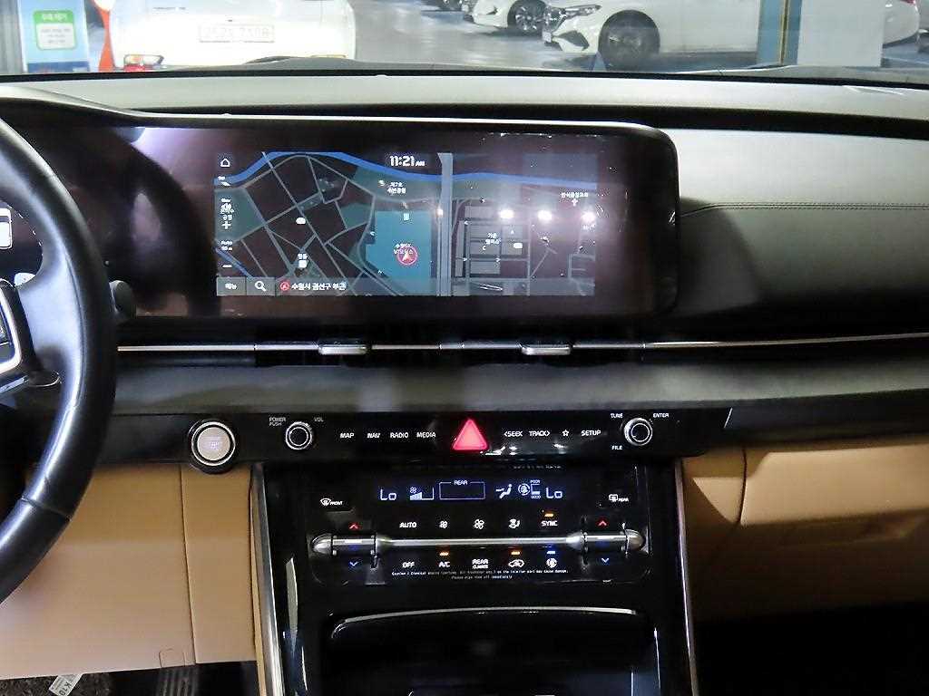 Kia Carnival — photo 11