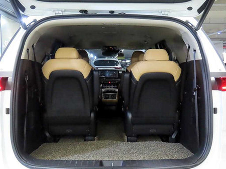 Kia Carnival — photo 16