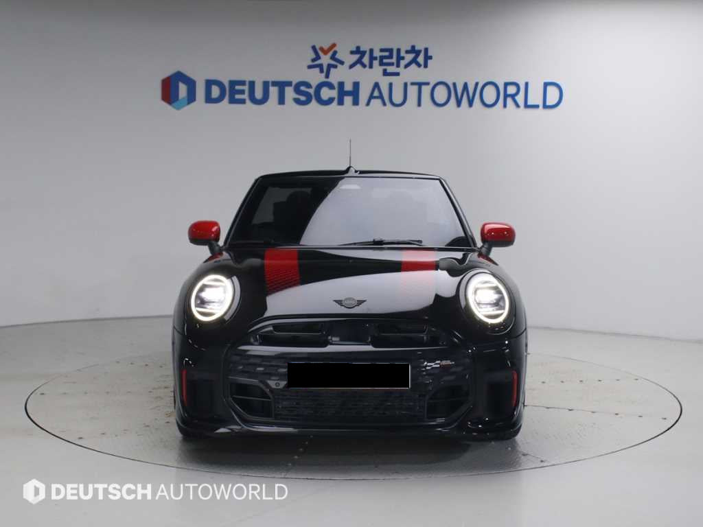 Mini Cooper Convertible — photo 03