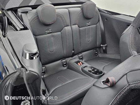Mini Cooper Convertible — photo 12