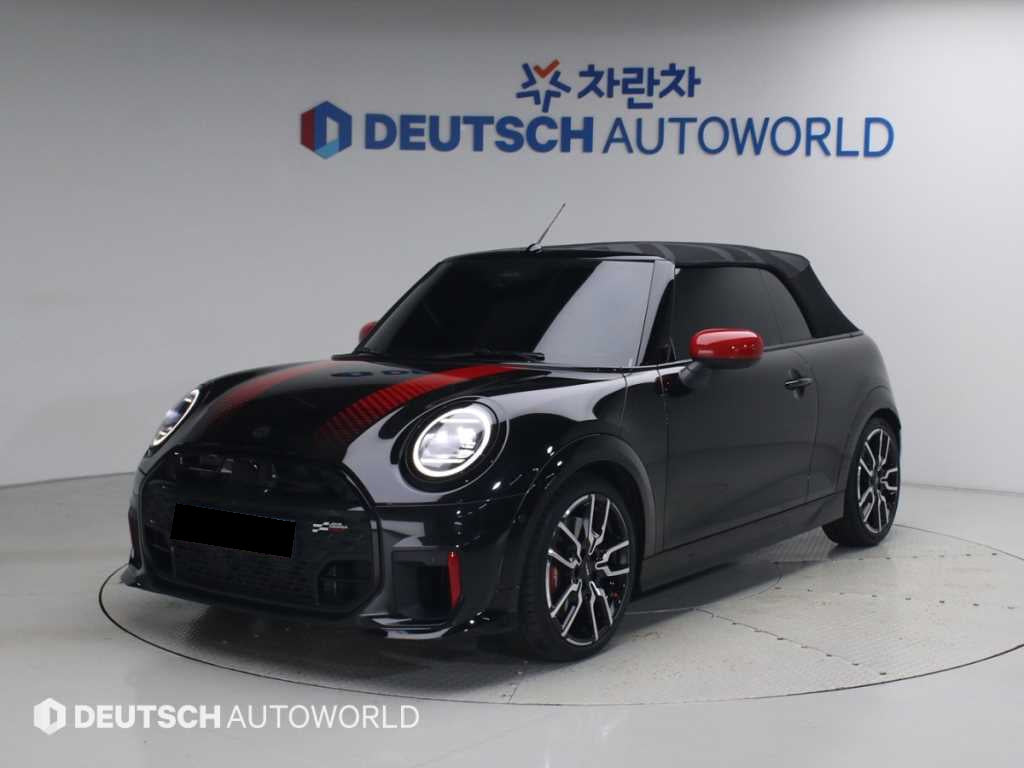 Mini Cooper Convertible — photo 20