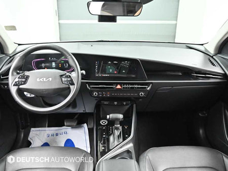 Kia Niro — photo 07