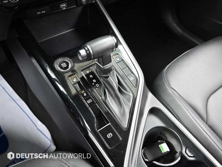 Kia Niro — photo 09