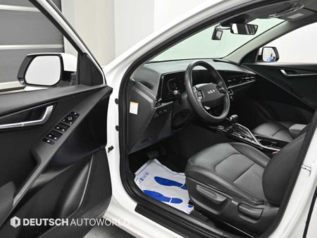 Kia Niro — photo 11