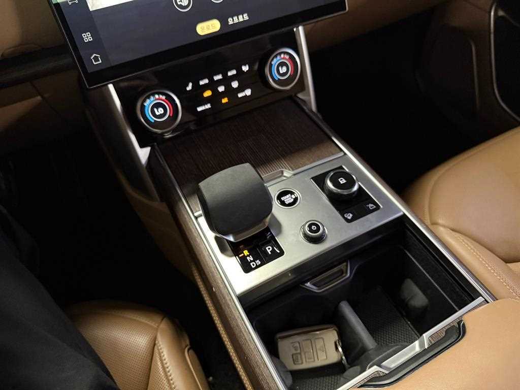 Land Rover Range Rover — photo 15