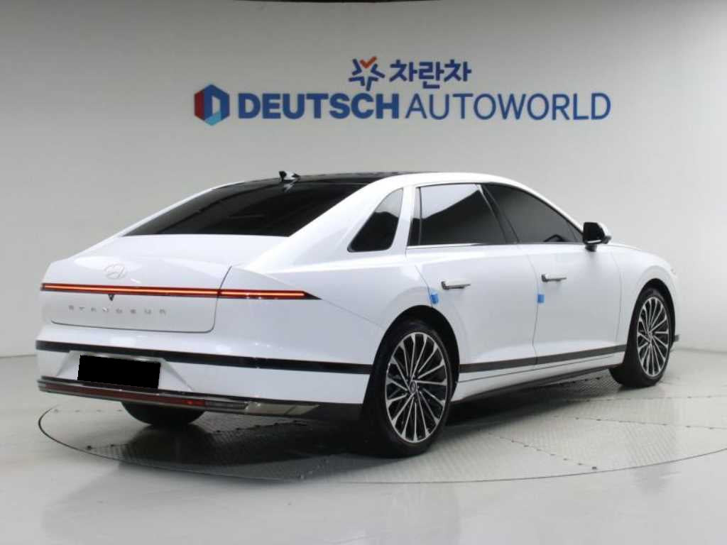 Hyundai Grandeur — photo 02