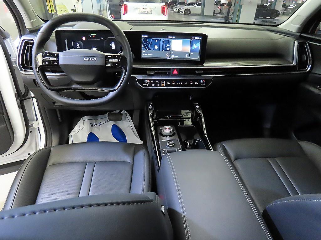 Kia Sorento — photo 10