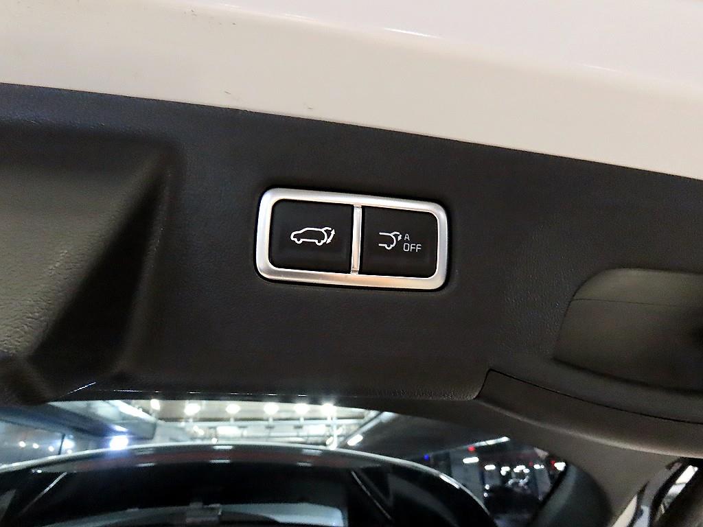 Kia Sorento — photo 16