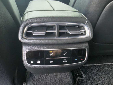 Genesis G80 — photo 12