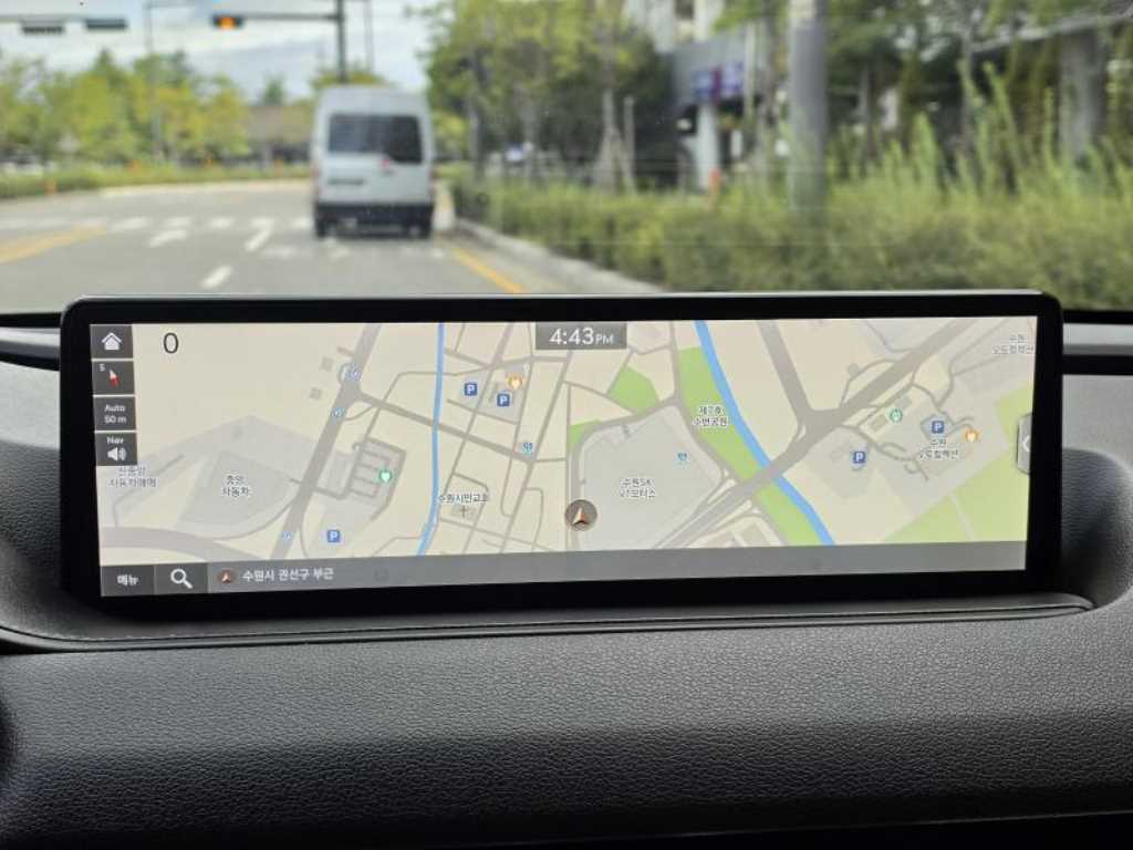 Genesis G80 — photo 18