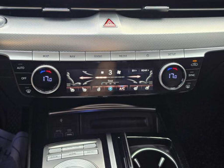 Genesis G80 — photo 20