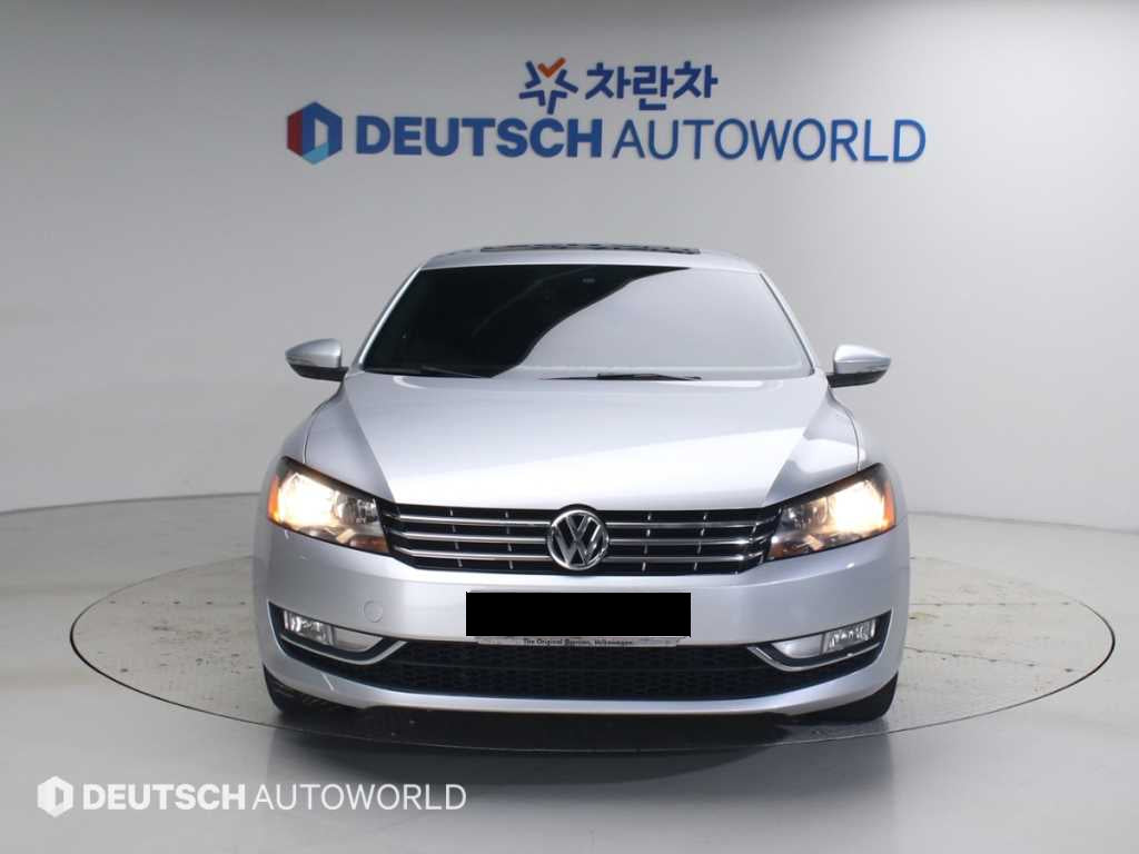 Volkswagen Passat — photo 03