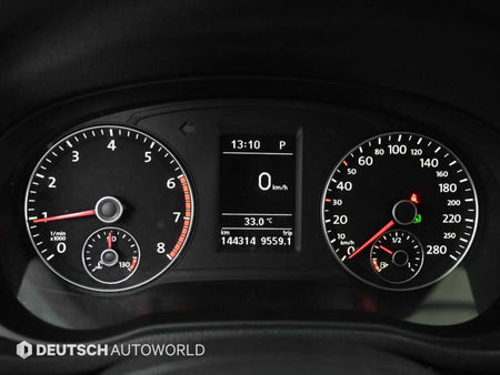 Volkswagen Passat — photo 08