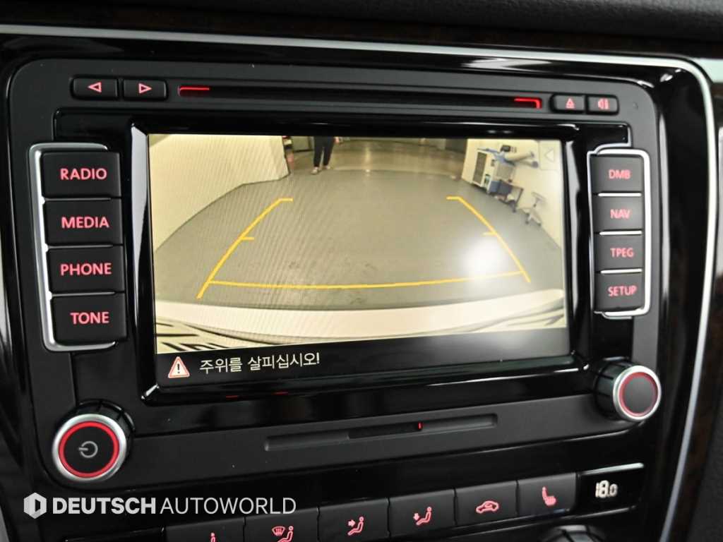 Volkswagen Passat — photo 15
