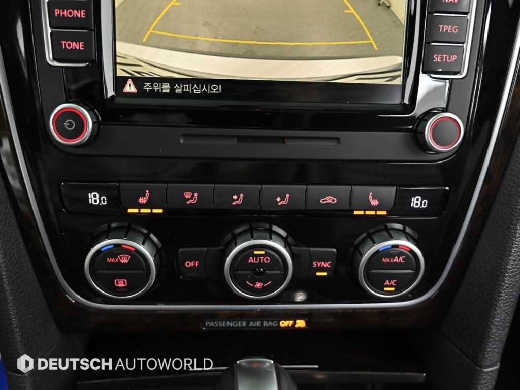 Volkswagen Passat — photo 17