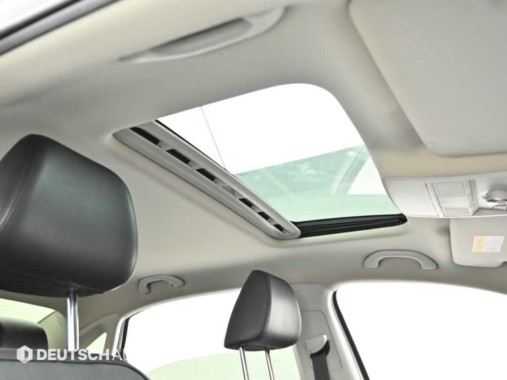 Volkswagen Passat — photo 18