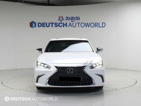 Lexus ES — photo 03