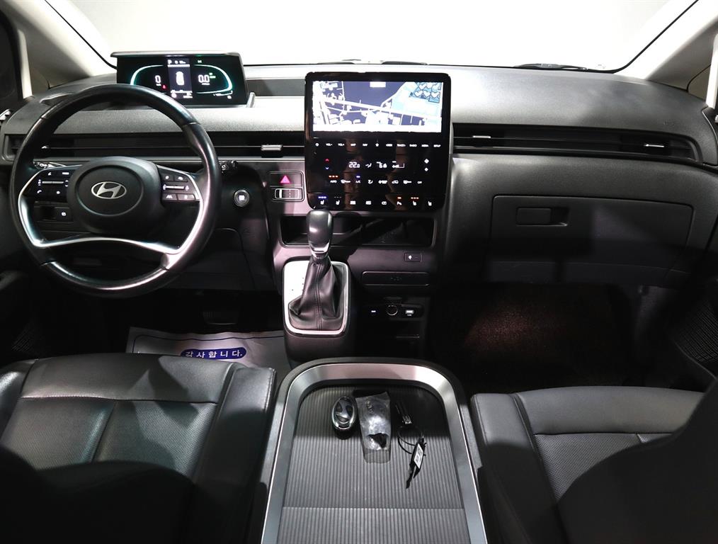 Hyundai Staria — photo 05