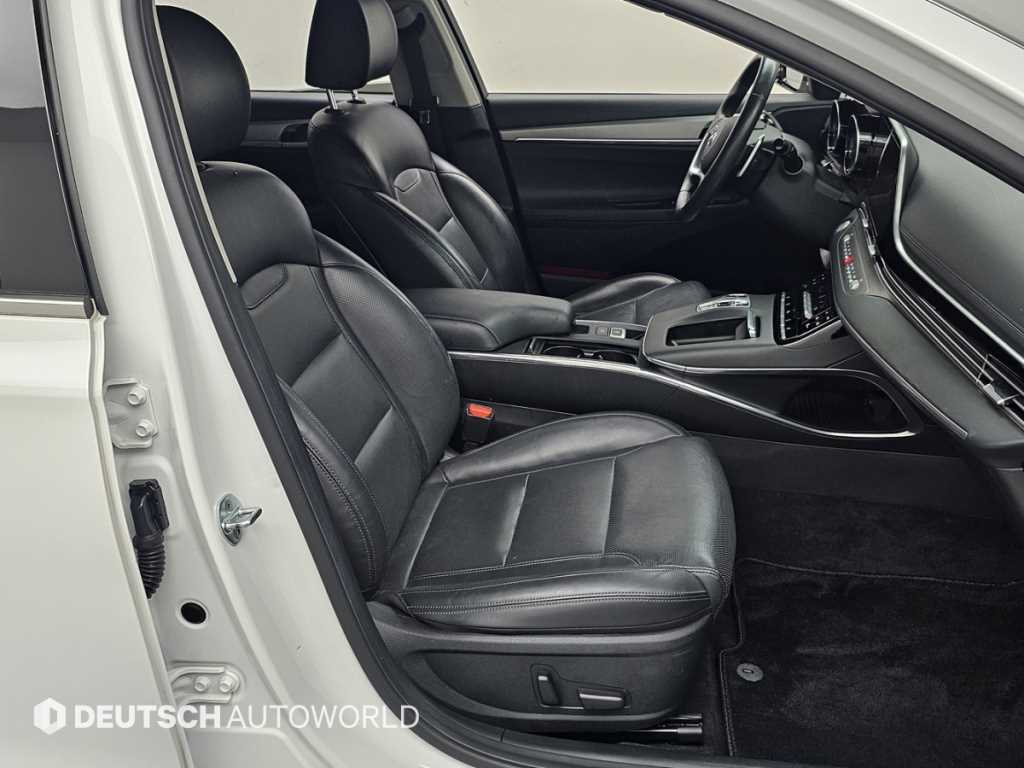 Hyundai Grandeur — photo 10