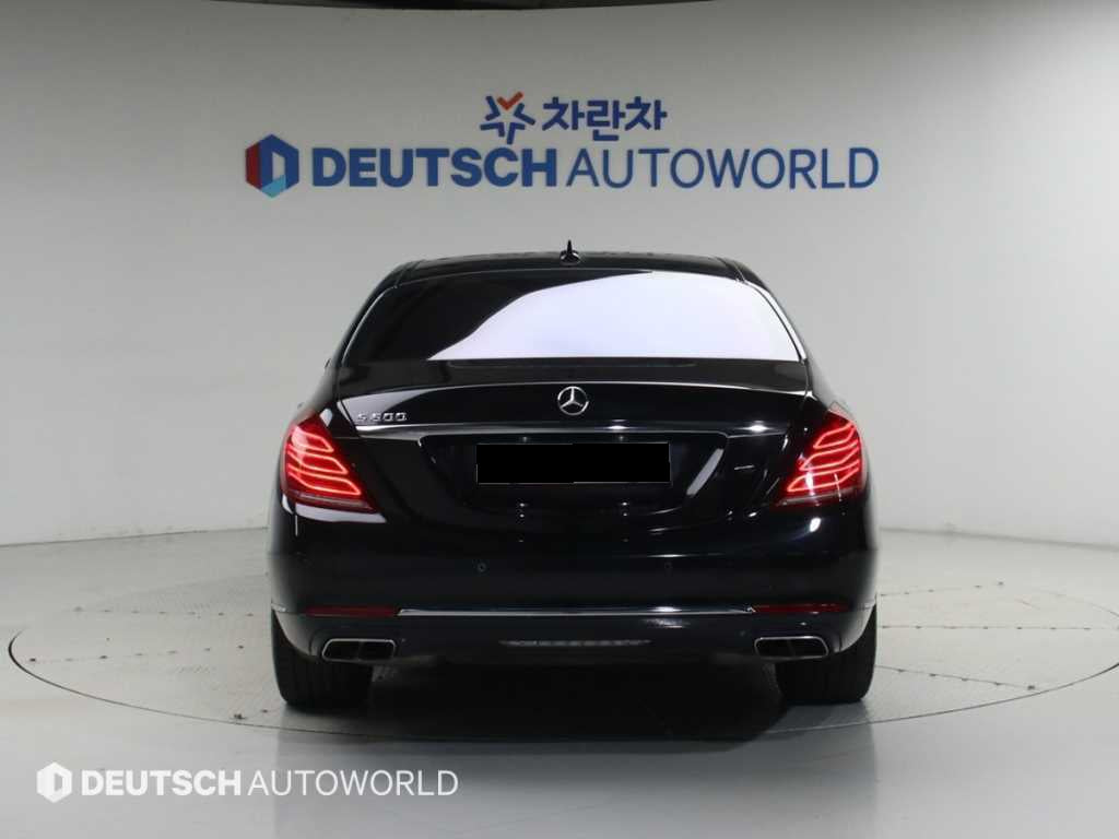 Mercedes-Benz S-Class — photo 04