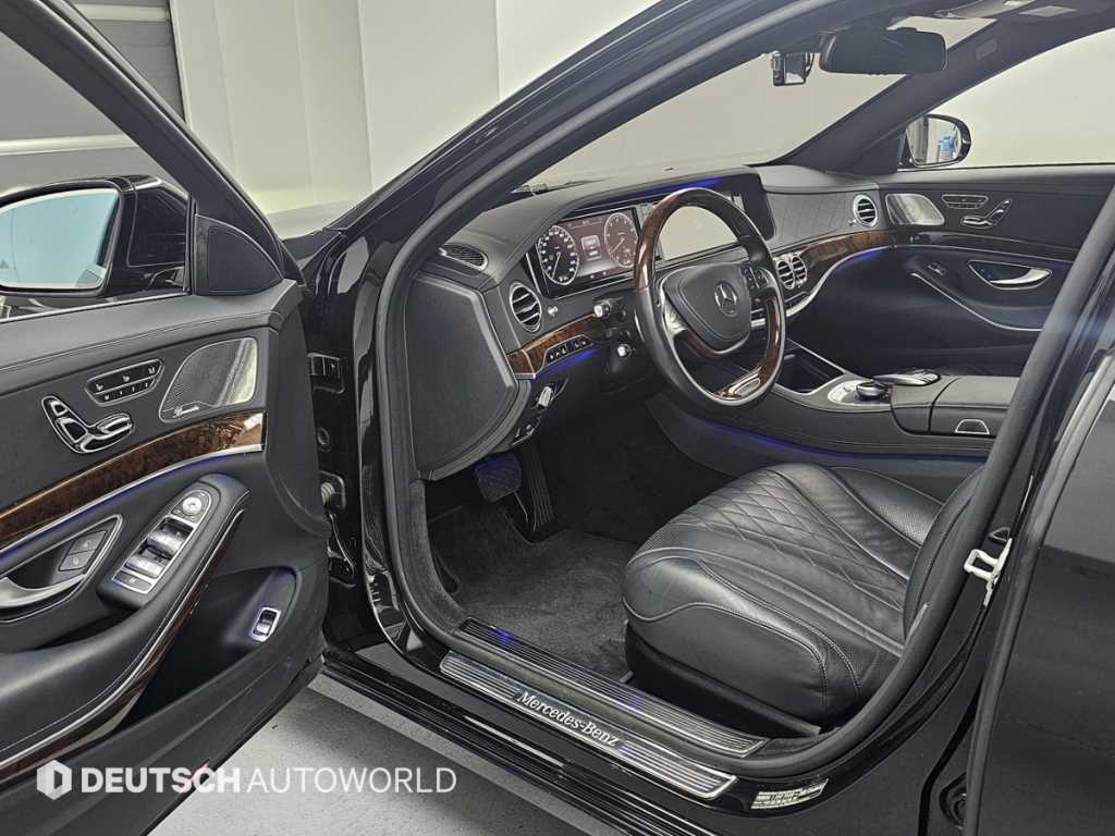 Mercedes-Benz S-Class — photo 11