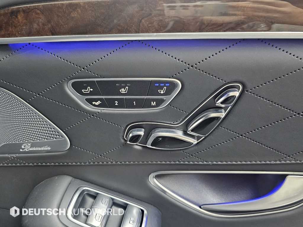 Mercedes-Benz S-Class — photo 16