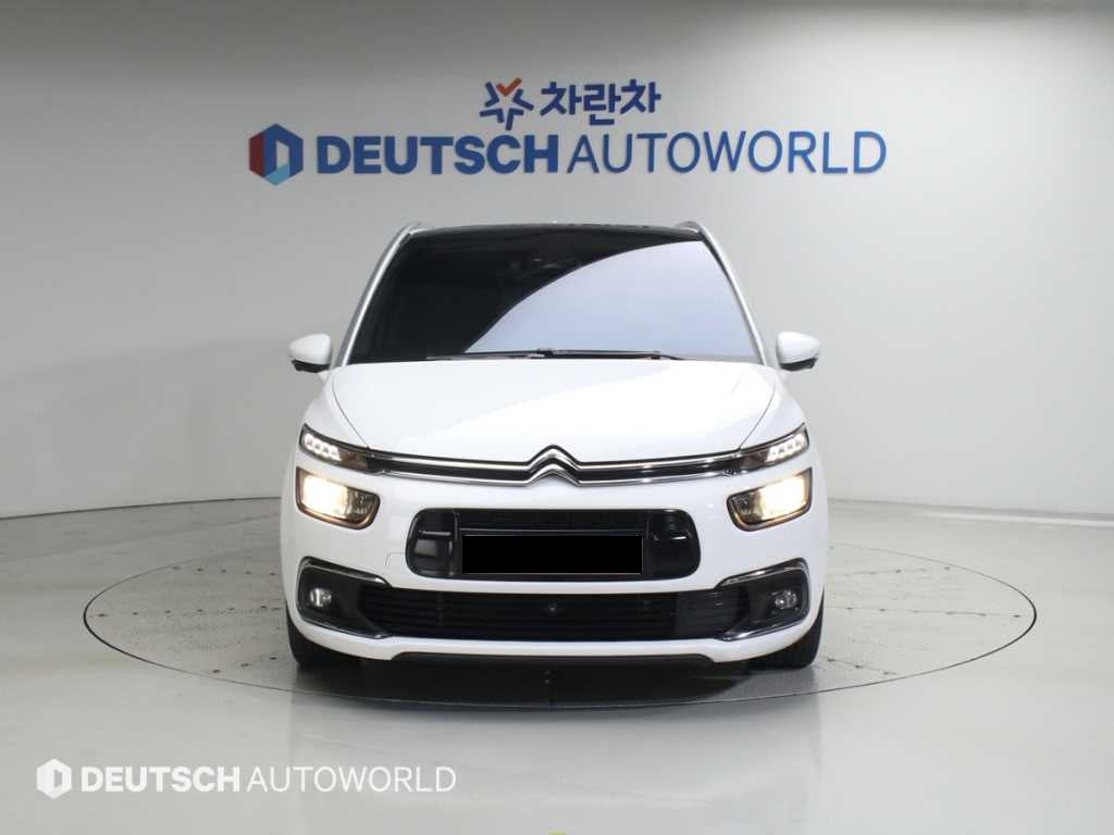 Citroen C4 SpaceTourer — photo 03