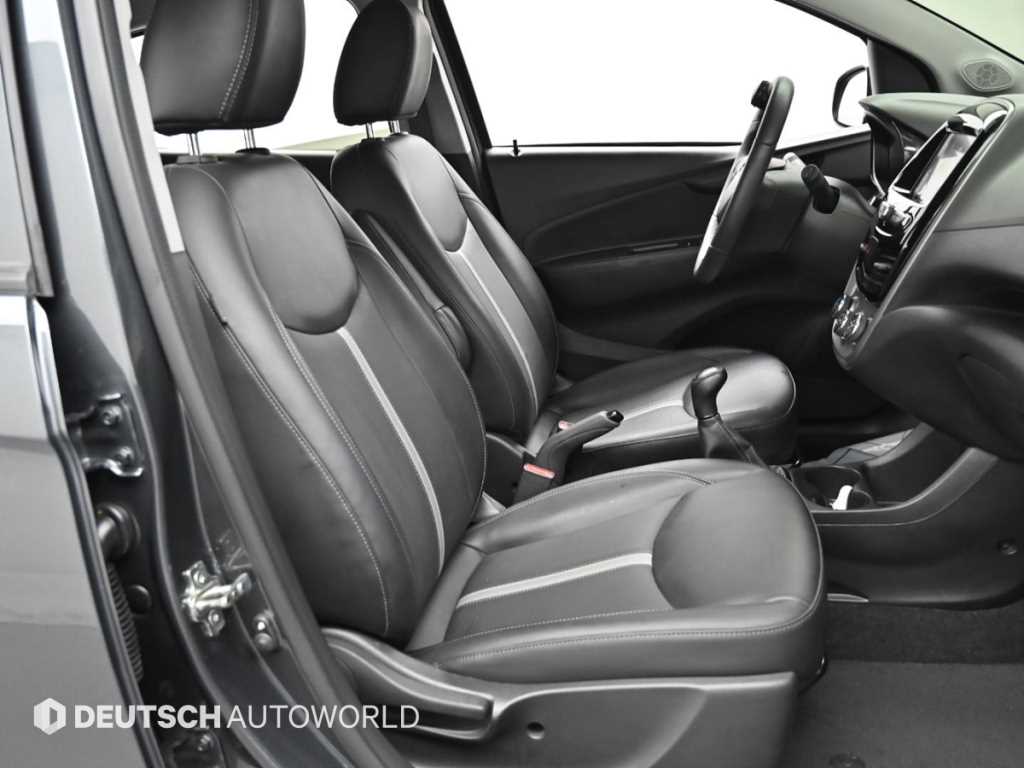 CHEVROLET Spark — photo 10