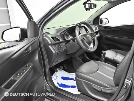 CHEVROLET Spark — photo 11