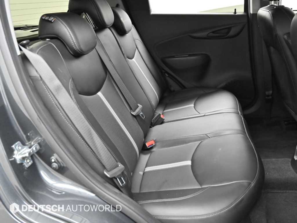 CHEVROLET Spark — photo 12