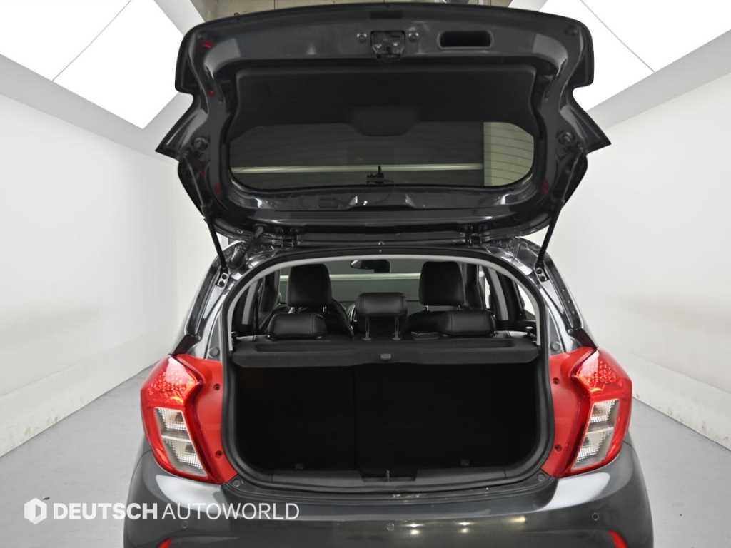 CHEVROLET Spark — photo 19
