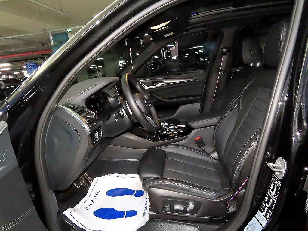 BMW X3 — photo 06