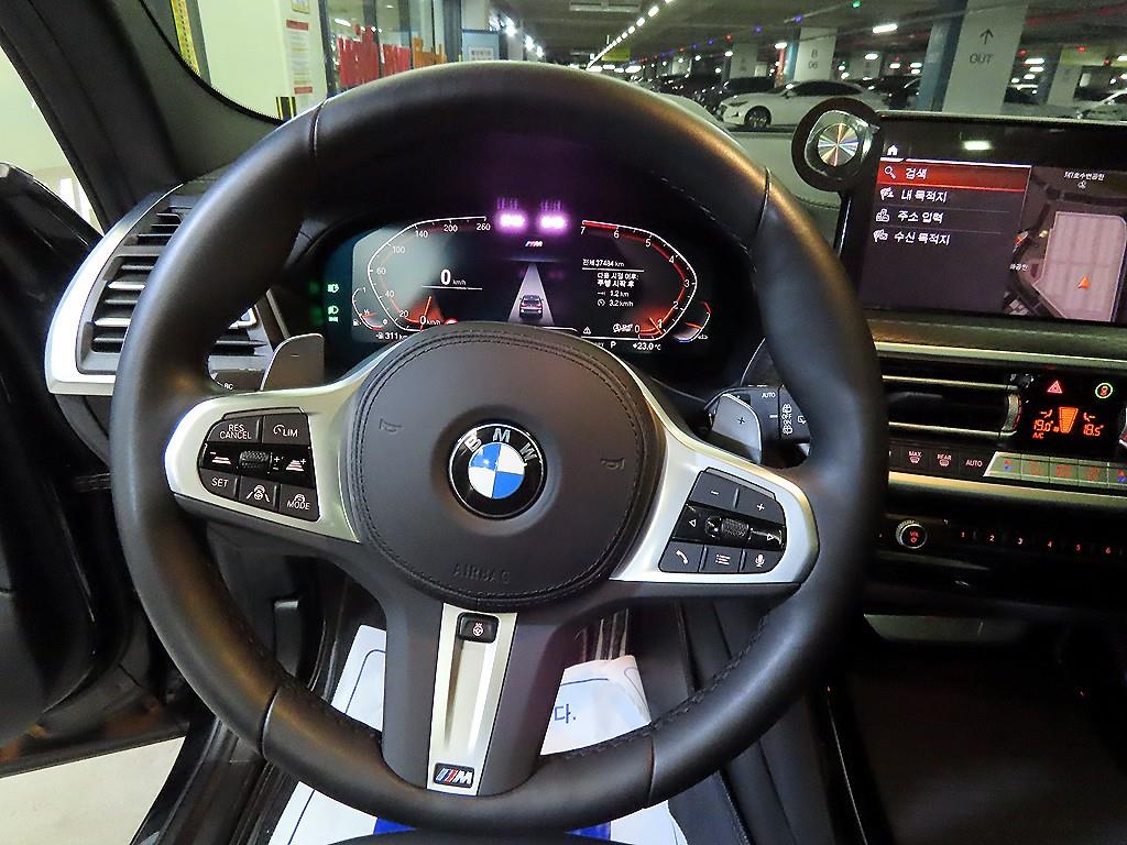 BMW X3 — photo 08